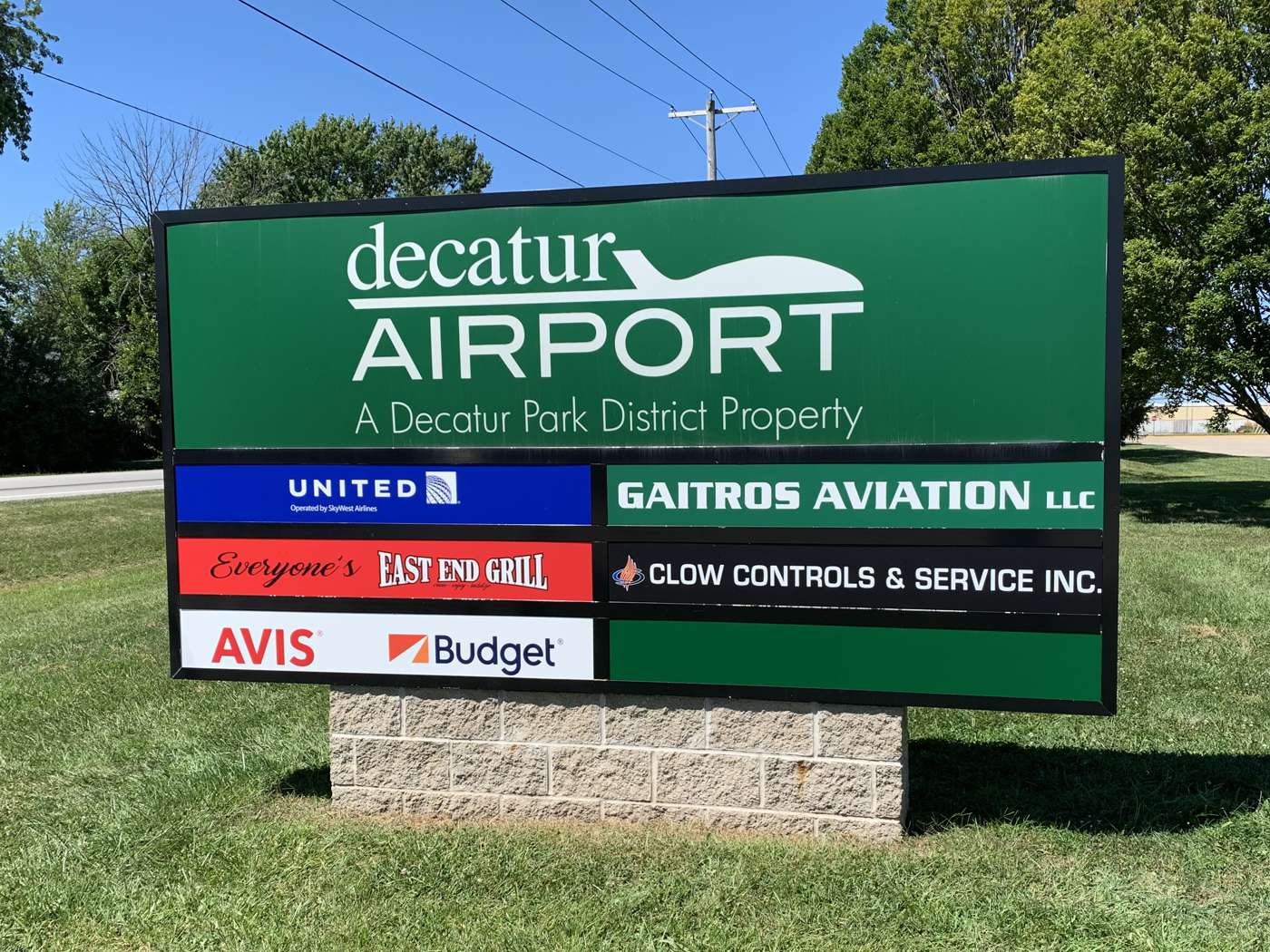 Exterior Signage for Decatur Airport - Decatur, IL